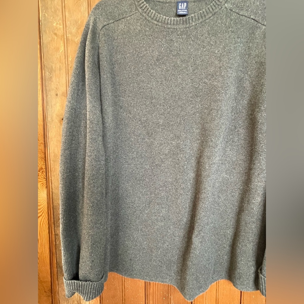 GAP Charcoal Knit Sweater - Picture 3 of 10